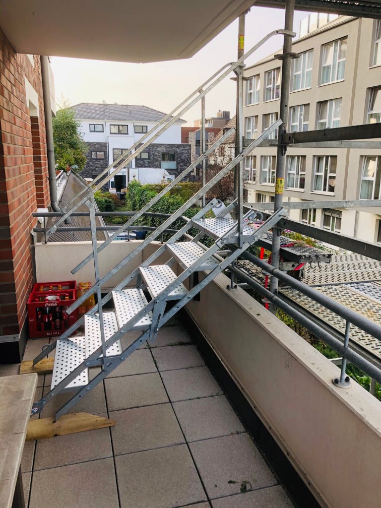 accesso al ponteggio